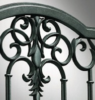 鋳物フェンスはエレガントなデザイン【エクステリア工事編】