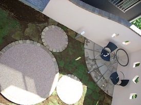 ハート形の風窓のある塗り壁