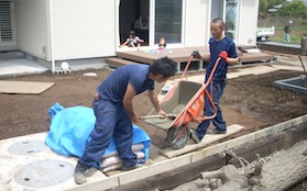 職人の施工の様子