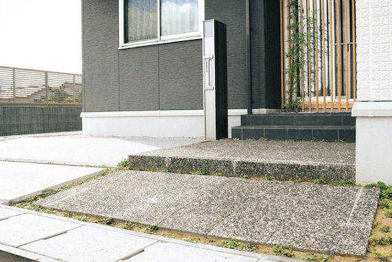 洗い出し、平板、床仕上げ、舗装素材、施工例