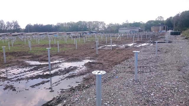 メガソーラーの基礎工事【太陽光発電システム】