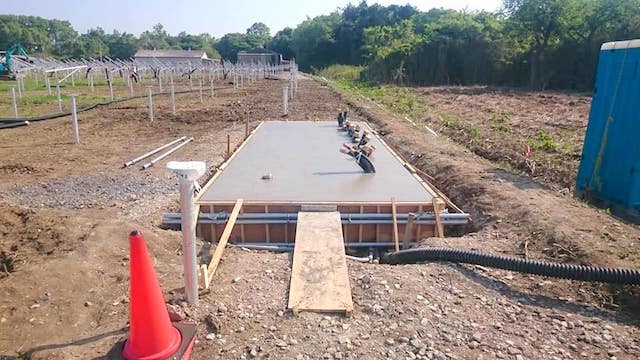 メガソーラーの基礎工事【太陽光発電システム】