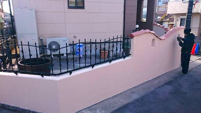 洋風瓦でかわいい壁を作ったエクステリア工事【壁作りレシピ公開します】